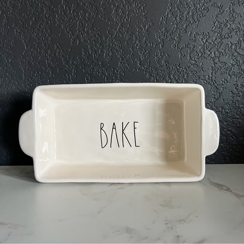 Rae Dunn Artisan Collection by Magenta BAKE loaf pan NWOT - 2017